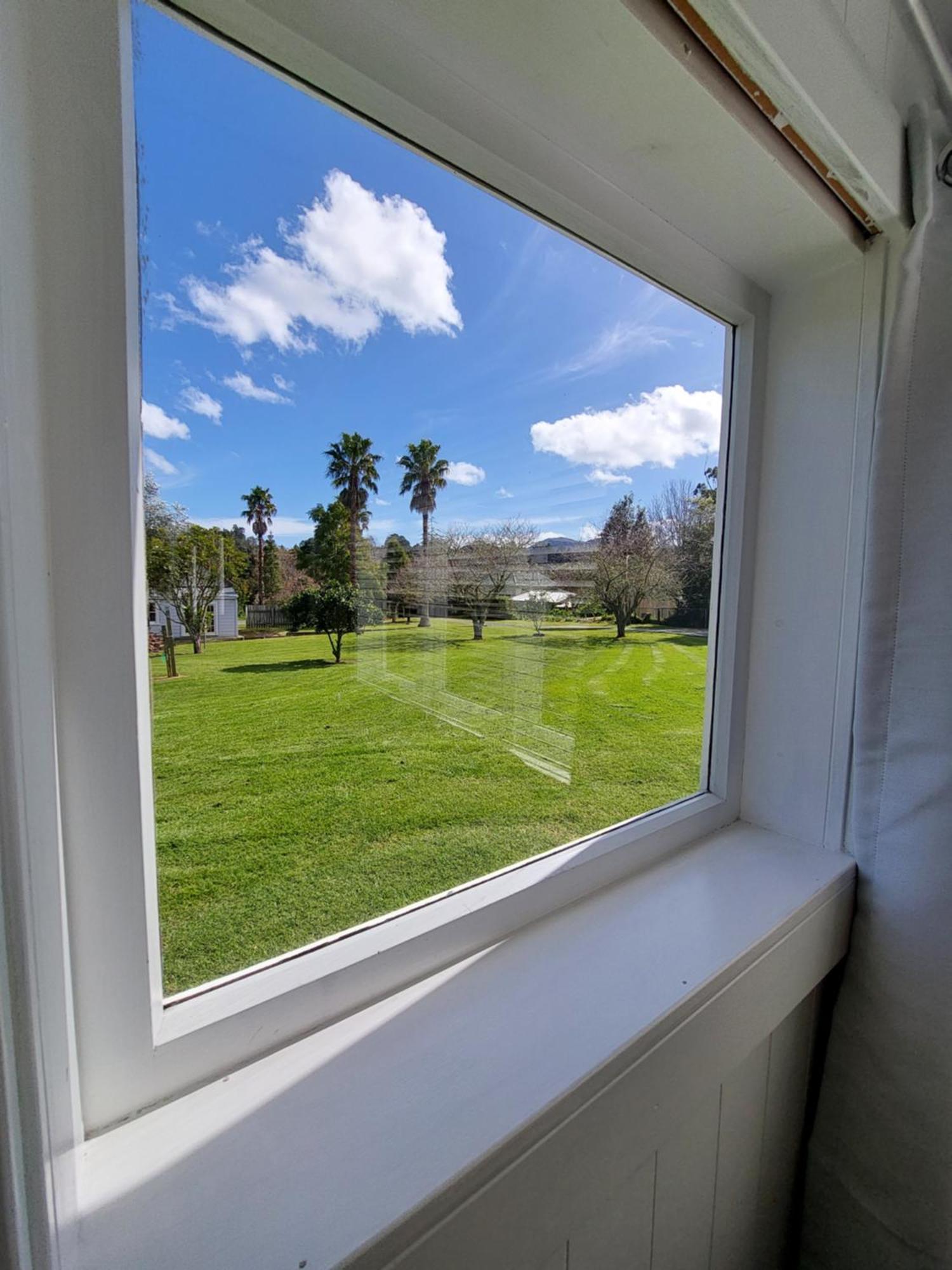 4 Palms Cottage Coromandel Town Exterior photo
